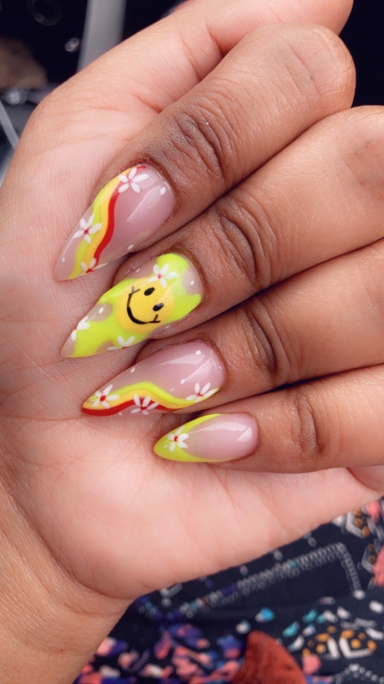 Polish Nails Salon nail photo 5